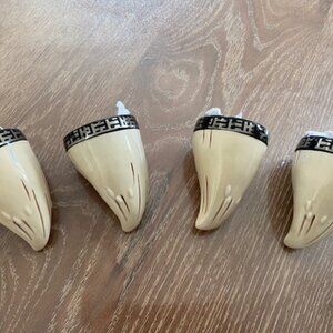 Rancor Tooth Beer Flight - Oga's Cantina, Star Wars: Galaxy's Edge - TEETH ONLY